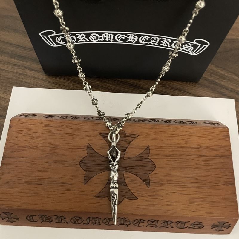 Ch**me He**ts necklaces